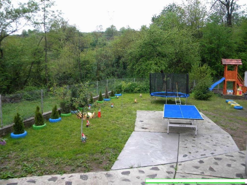 Yoyo Zurli Park Resita Exterior foto